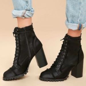 Report Alanna Black Lace Up Ankle Boots